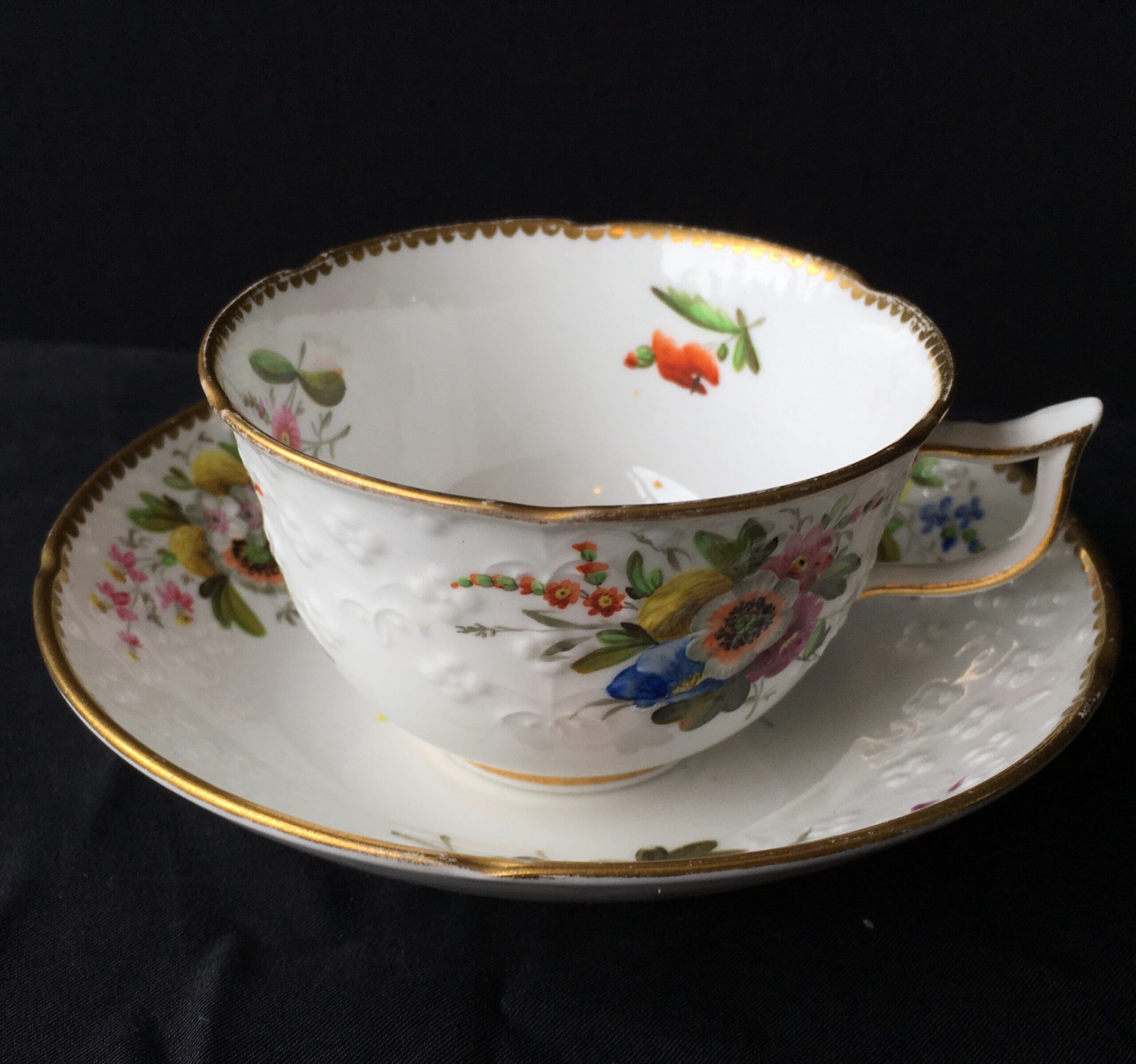 Spode cup & saucer, pattern 2527, flower sprays, c. 1825-0