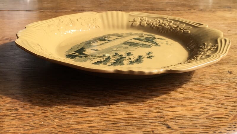 Lakin pottery plate with Romantic ruin bat print, C. 1815 -25289