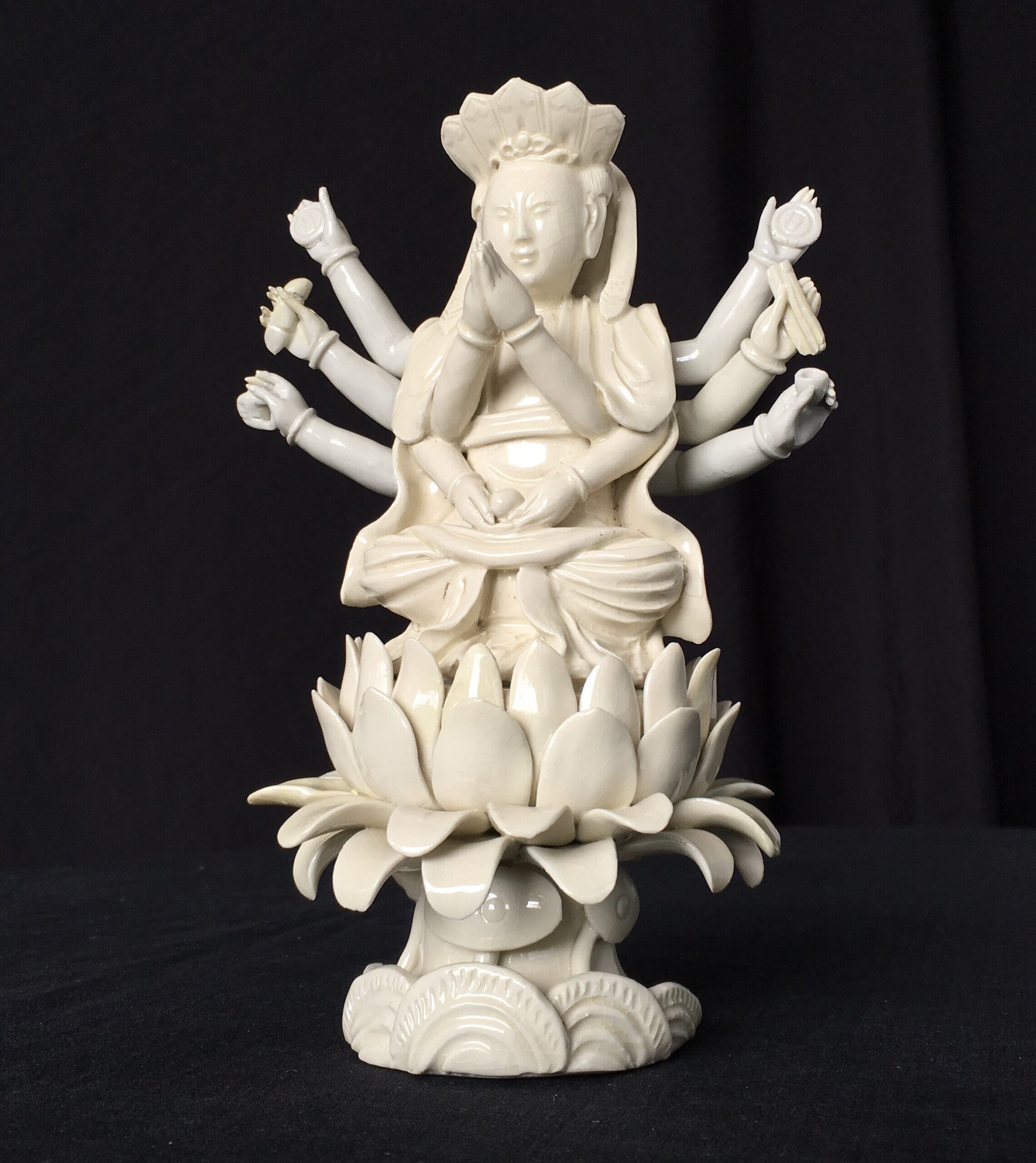 Chinese Guanyin figure with 8 arms & attributes, 19th century-0