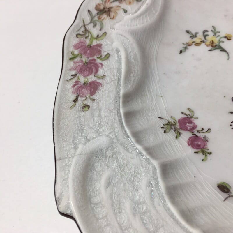 Chelsea plate, Rococo moulding with flowers, Red Anchor circa 1760-23074