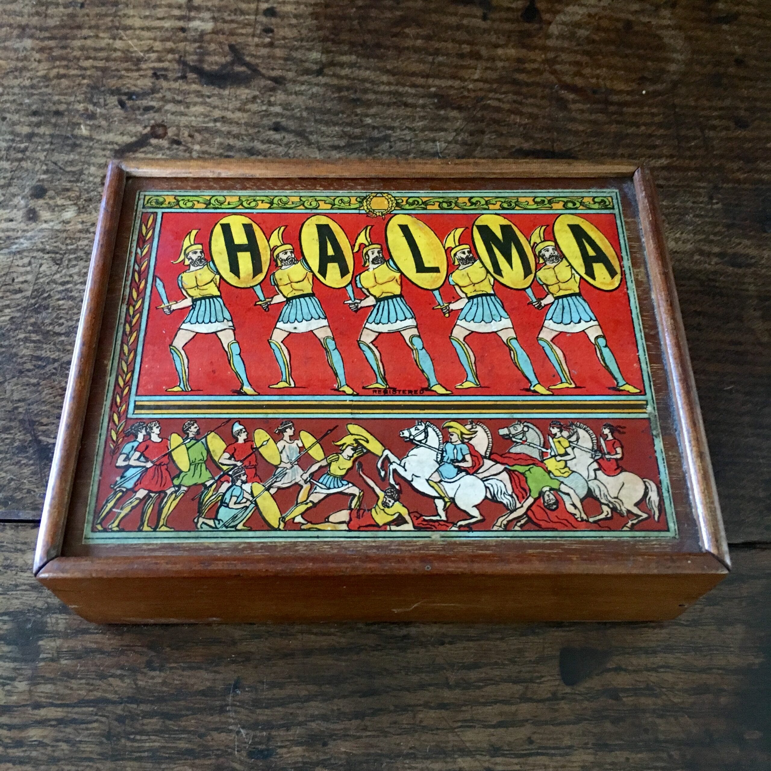 Boxed set of Halma pieces, c. 1880-0