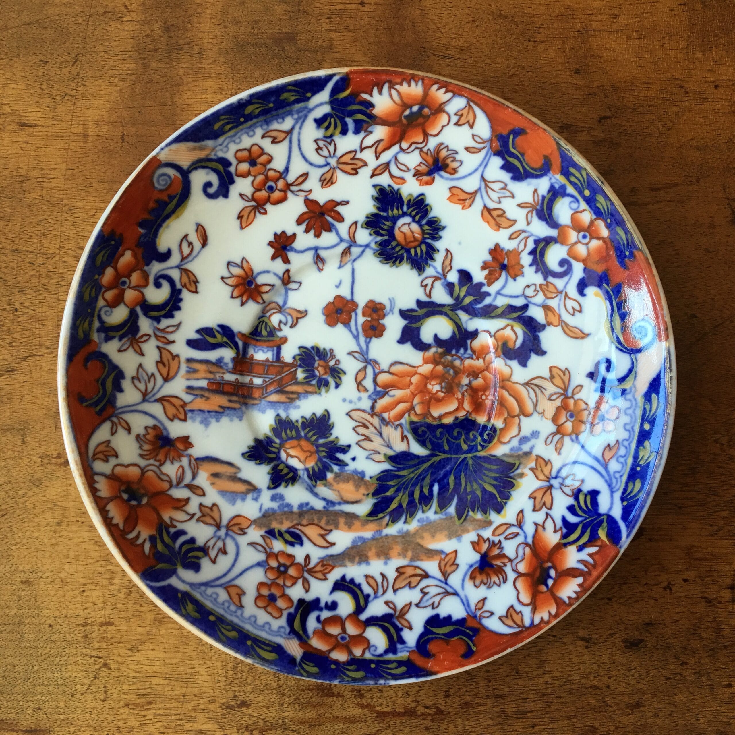 Minton saucer dish, Amherst Japan pattern no. 824, circa 1830-0