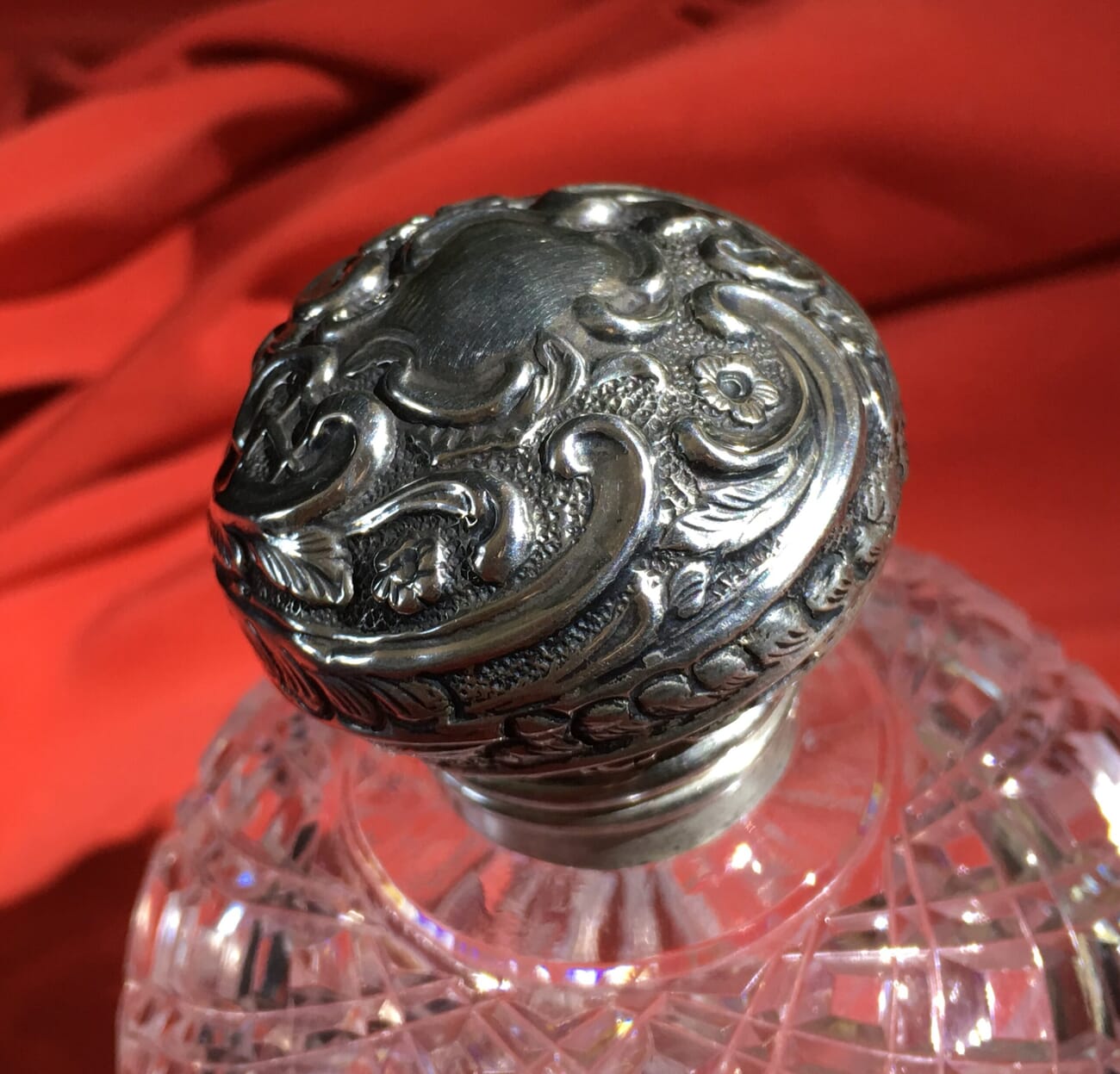 Victorian cut crystal perfume, Sterling Silver lid, 1897-22374