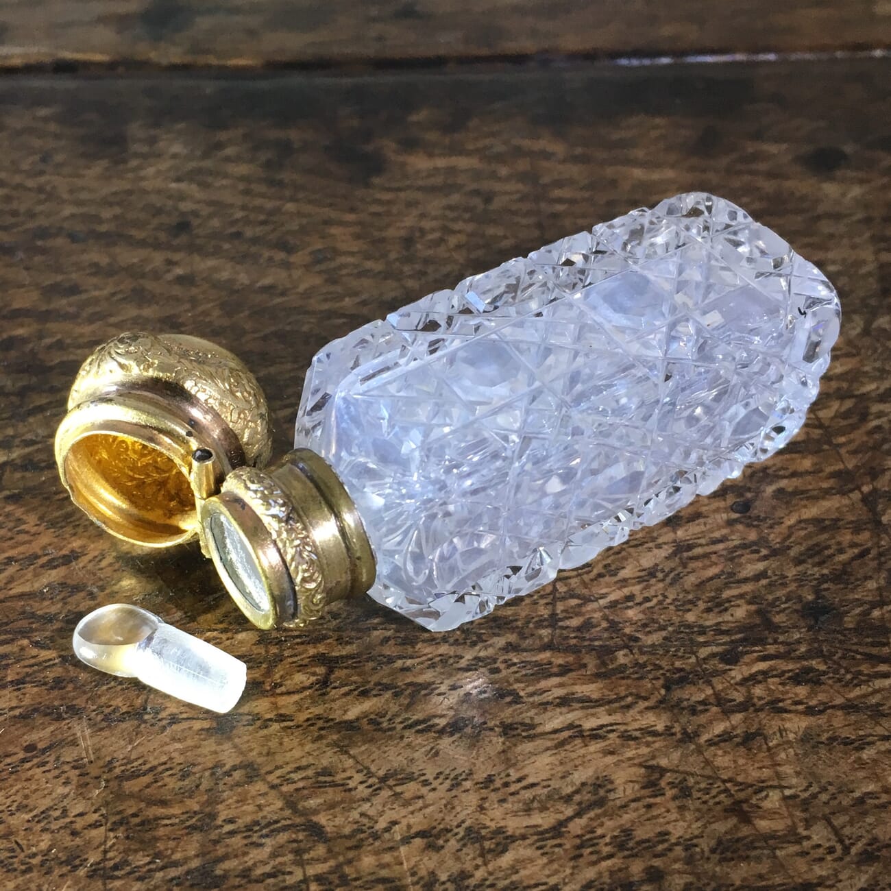 Square cut crystal perfume bottle, gilt metal lid, c. 1890-21678