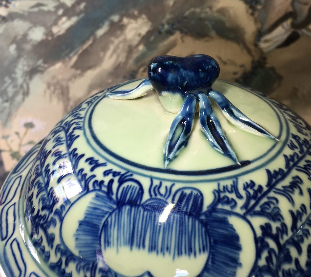 Pair of Chinese porcelain pots, cricket handles, 20th century-21638