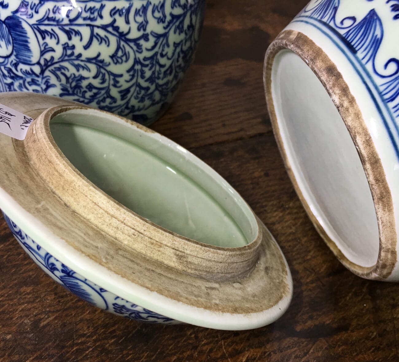 Pair of Chinese porcelain pots, cricket handles, 20th century-21639