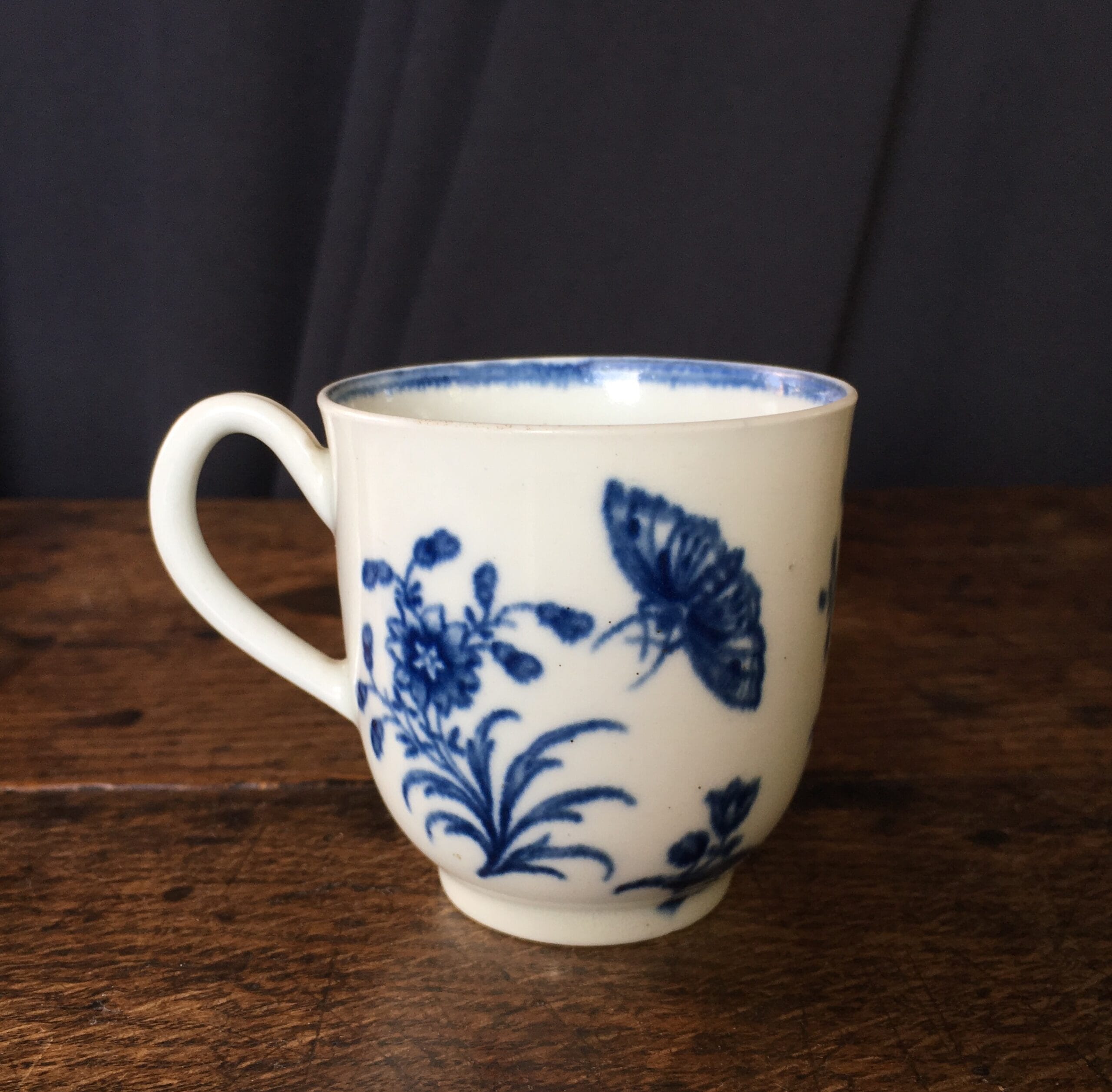 Worcester coffee cup ‘three flowers’ pattern, C. 1775 -0