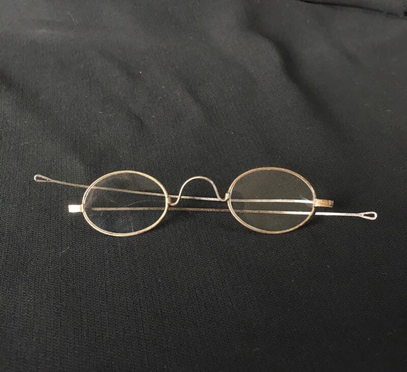 Pair of Georgian steel spectacles, c. 1820-0