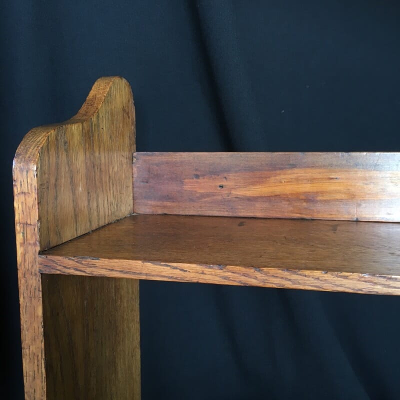 Arts & Crafts oak shelves, peg joining, c.1900 -24088