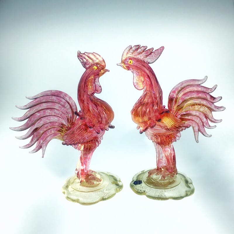 Pair of Murano glass cockerels in pink with gold flecks, Mid 20th century -0