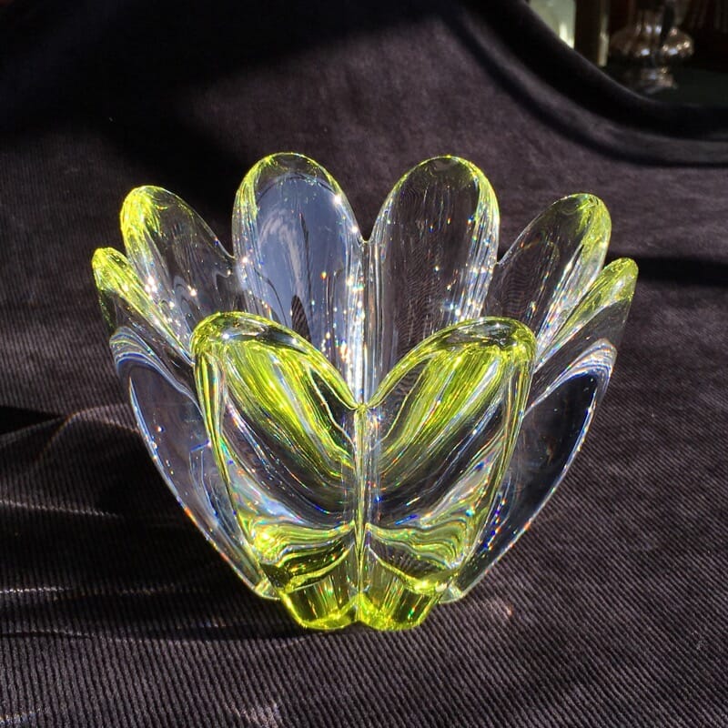 Orrefors Swedish glass 'daisy' bowl, mid 20th century -0