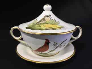 Davenport covered bowl & stand, ornithological birds inc. Virginian Nightingale, c. 1810-0