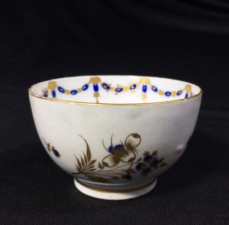 Caughley tea bowl, swag & sprig pattern, c. 1780 -0