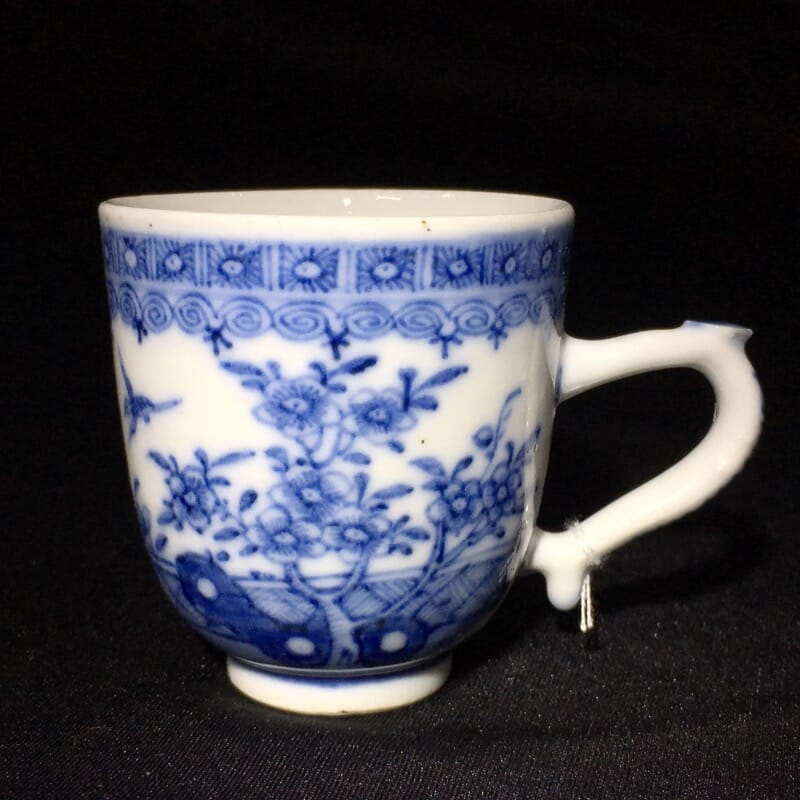 Chinese export blue & white coffee cup, fenced garden, c. 1750 -0