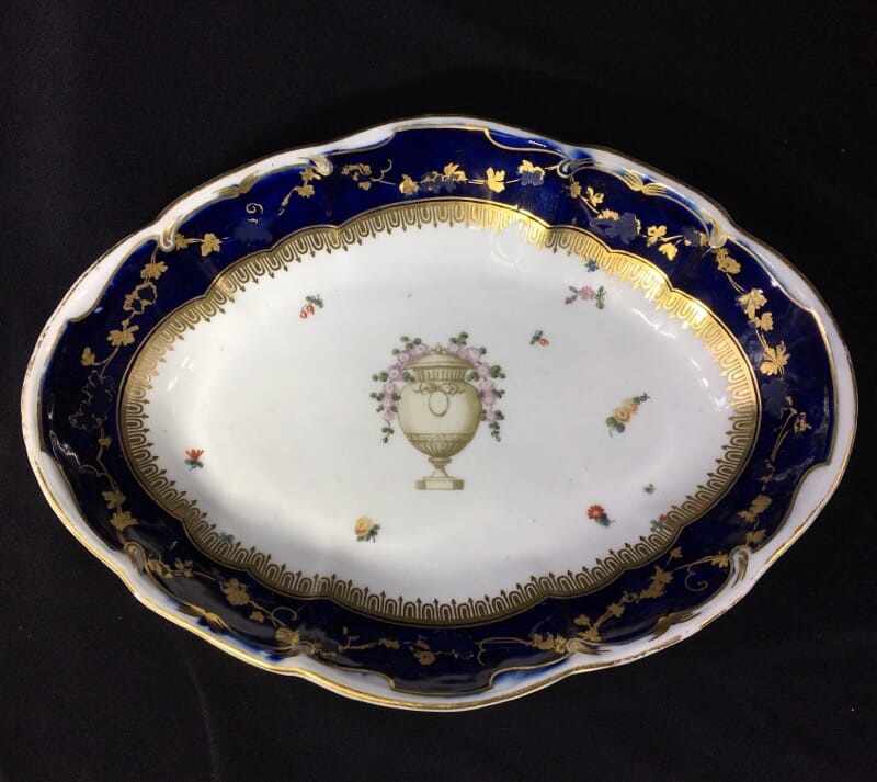 Gold Anchor Chelsea dish, mazarine blue with flowers & urn, c.1765-0