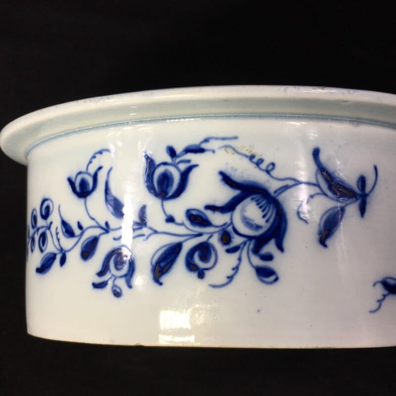 Pearlware potted meat pan, Worcester style flowers, c. 1770 -28177