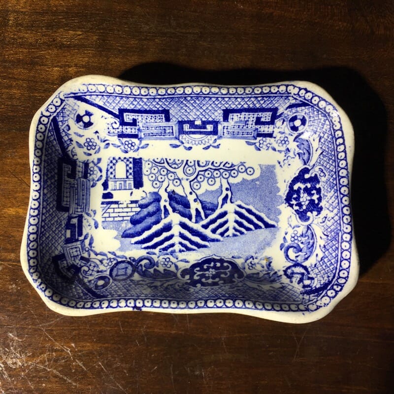English Pottery pickle dish, Willow Pattern transfer print c. 1850-0