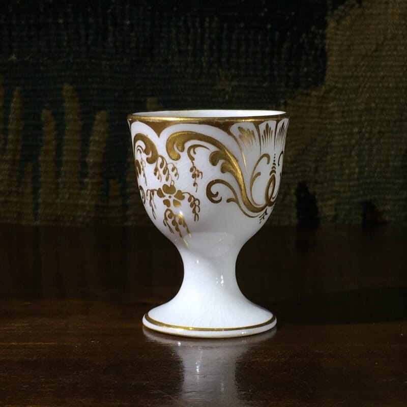 Victorian porcelain eggcup, raised gilt scrollwork, c. 1850 -0