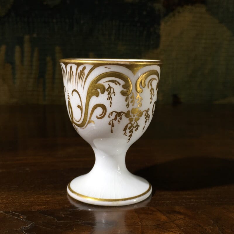 Victorian porcelain Eggcup, raised gilt scrollwork, c. 1850 -0