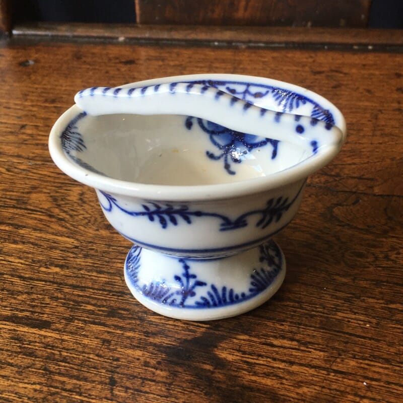 Continental blue and white porcelain salt basket, C 1900-29270