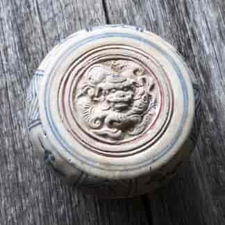 Hoi An Shipwreck covered box, Dragon relief, blue sides, 15th century -0