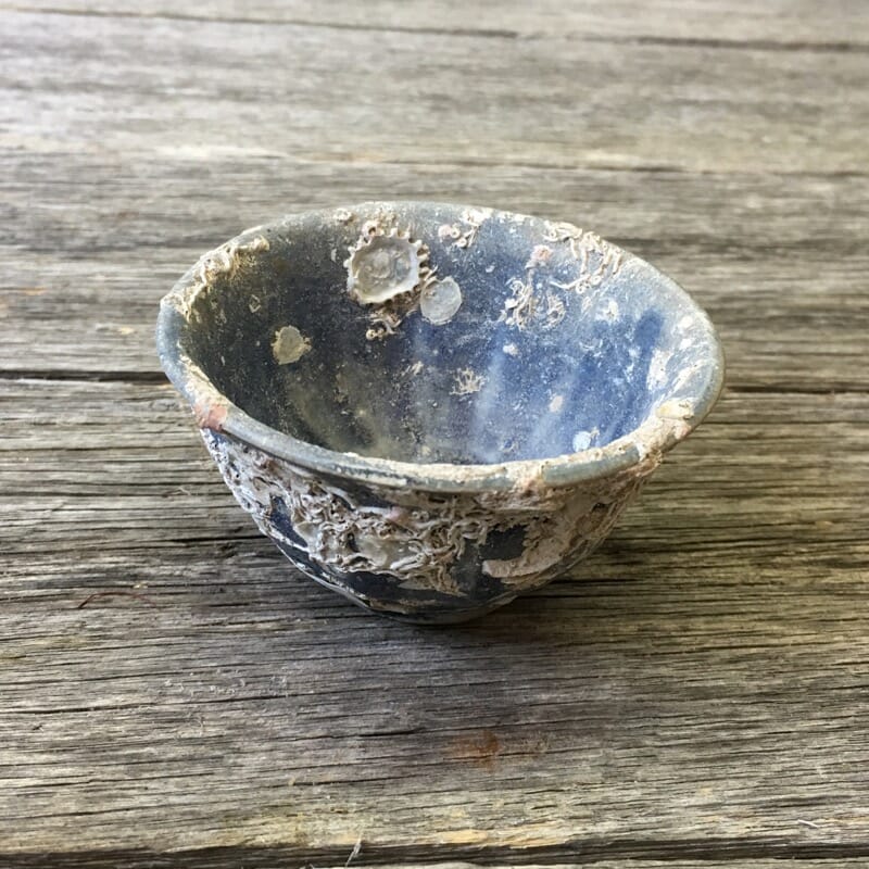 Hoi An Shipwreck: Vietnamese deep-blue glaze wine cup, C. 1480. -29868