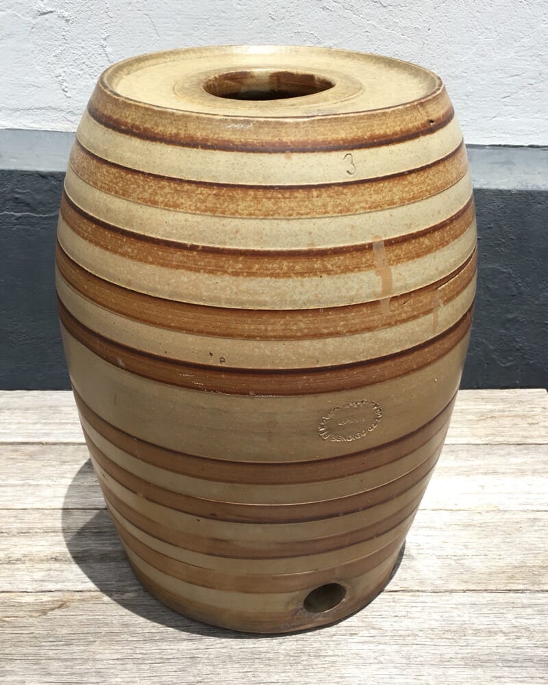 Bendigo Pottery stoneware spirit barrel, circa 1880. -0
