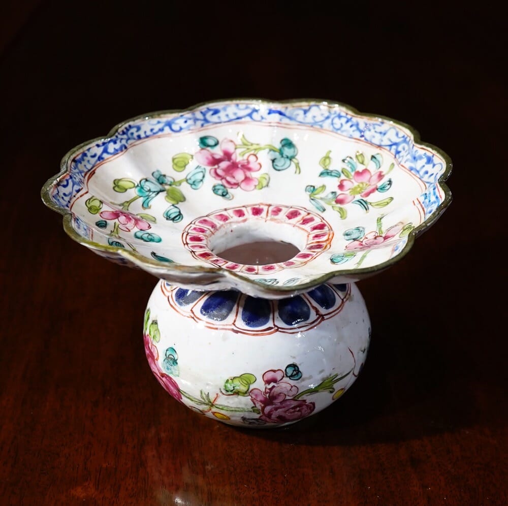 Chinese canton enamel spittoon