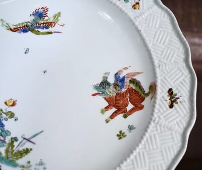 Meissen plate, Sulkowsky moulded with 'Korean Lion' pattern, c