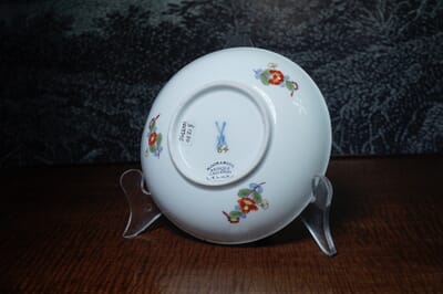 Meissen saucer with harbour scene, elaborate cartouche & Böttger