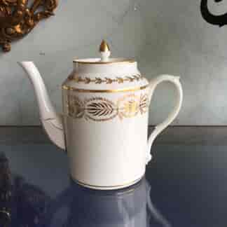 Paris Porcelain Empire teapot, circa 1800