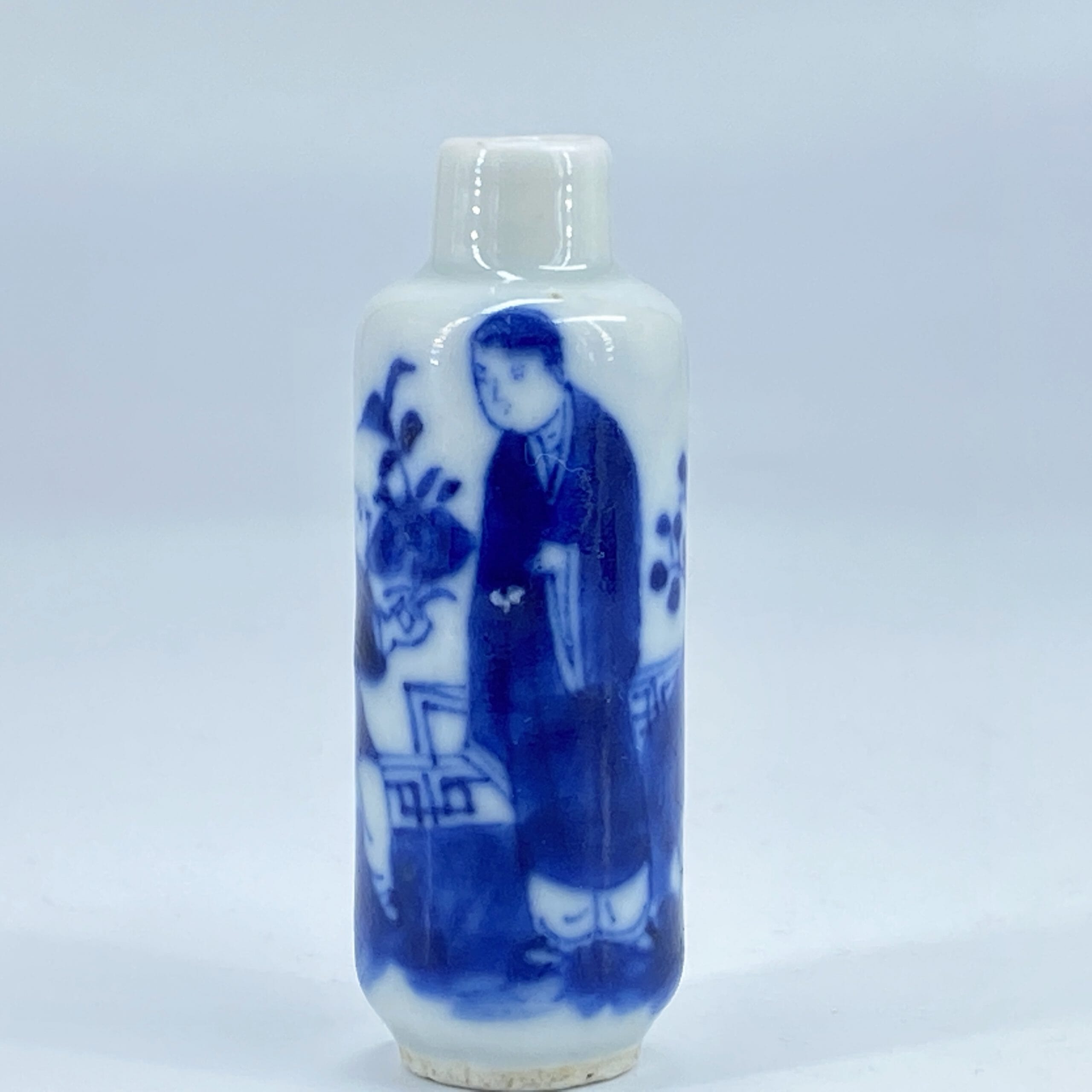 Small Chinese blue and white snuff bottle, Qing Dynasty – Moorabool ...