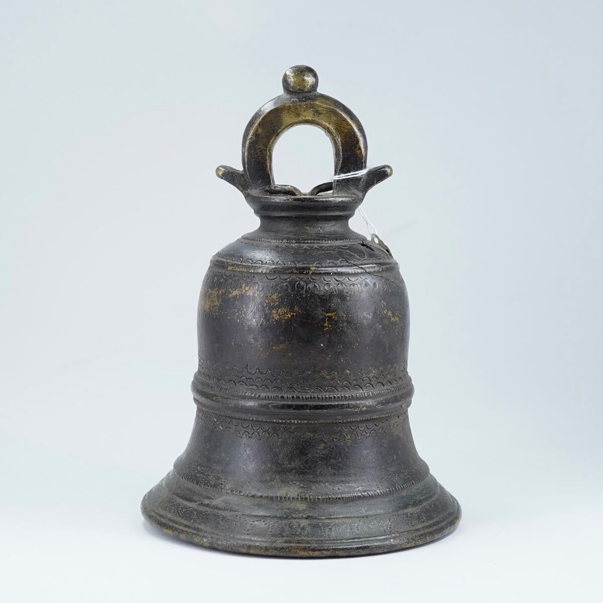 Bronze Indian Temple Bell, 18th Century or earlier – Moorabool Antique ...