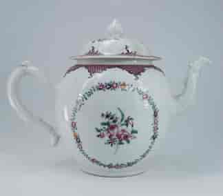 Chinese export teapot, European flowers, C. 1760