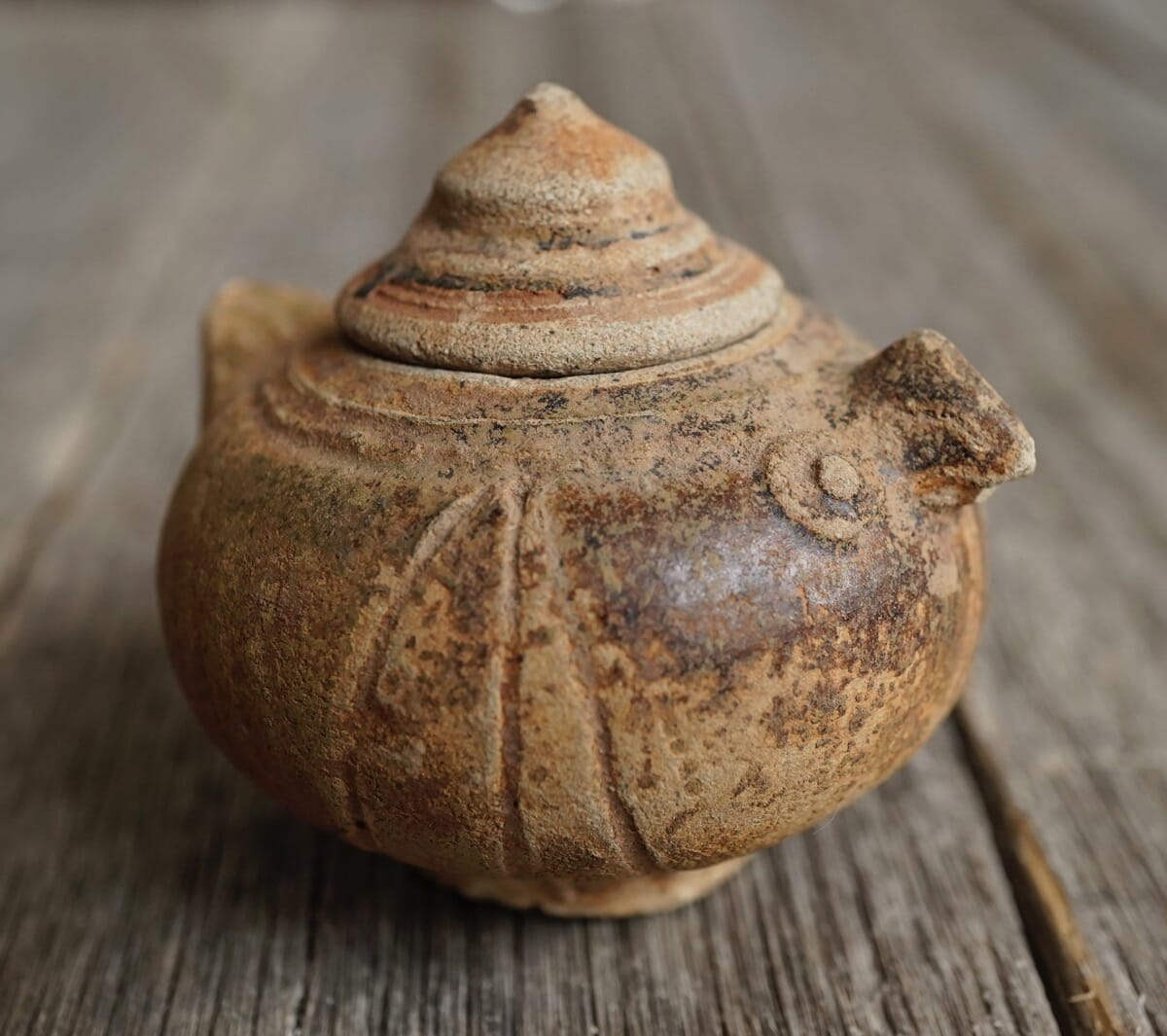 Khmer bird pot, 12th century