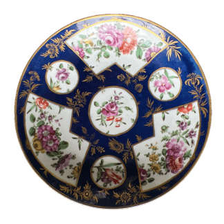 Dr Wall Worcester saucer-dish, powder blue with flowers, gilding, c. 1768