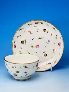書 PORCELAINES DE NYON Amazon.co.jp: Helvetica, porcelaine de Nyon : 本