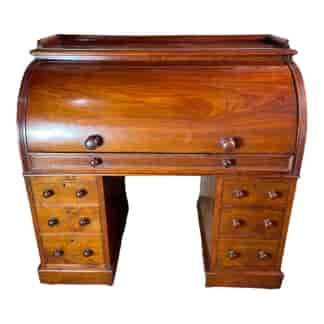 Victorian Mahogany roll top desk with extending writing slope, c.1875