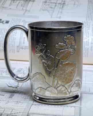 Victorian silverplate mug with moulded daffodil & geranium flowers, c. 1880
