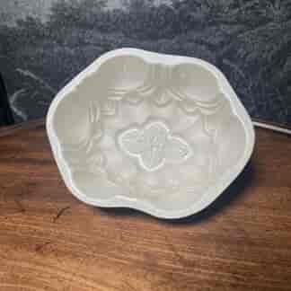 Victorian white earthern ware jelly mould