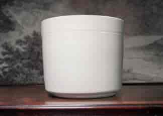 Blanc de Chine Chinese Porcelain brush pot, Qing Dynasty, 18th-19th century