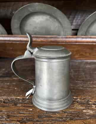Small lidded pewter tankard, by AE Williams, 19th century