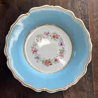 Chamberlain & Co Worcester plate, blue border, floral wreath C.1850