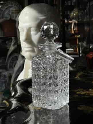 Quality hand-cut whiskey decanter, hobnail pattern, late 19th century