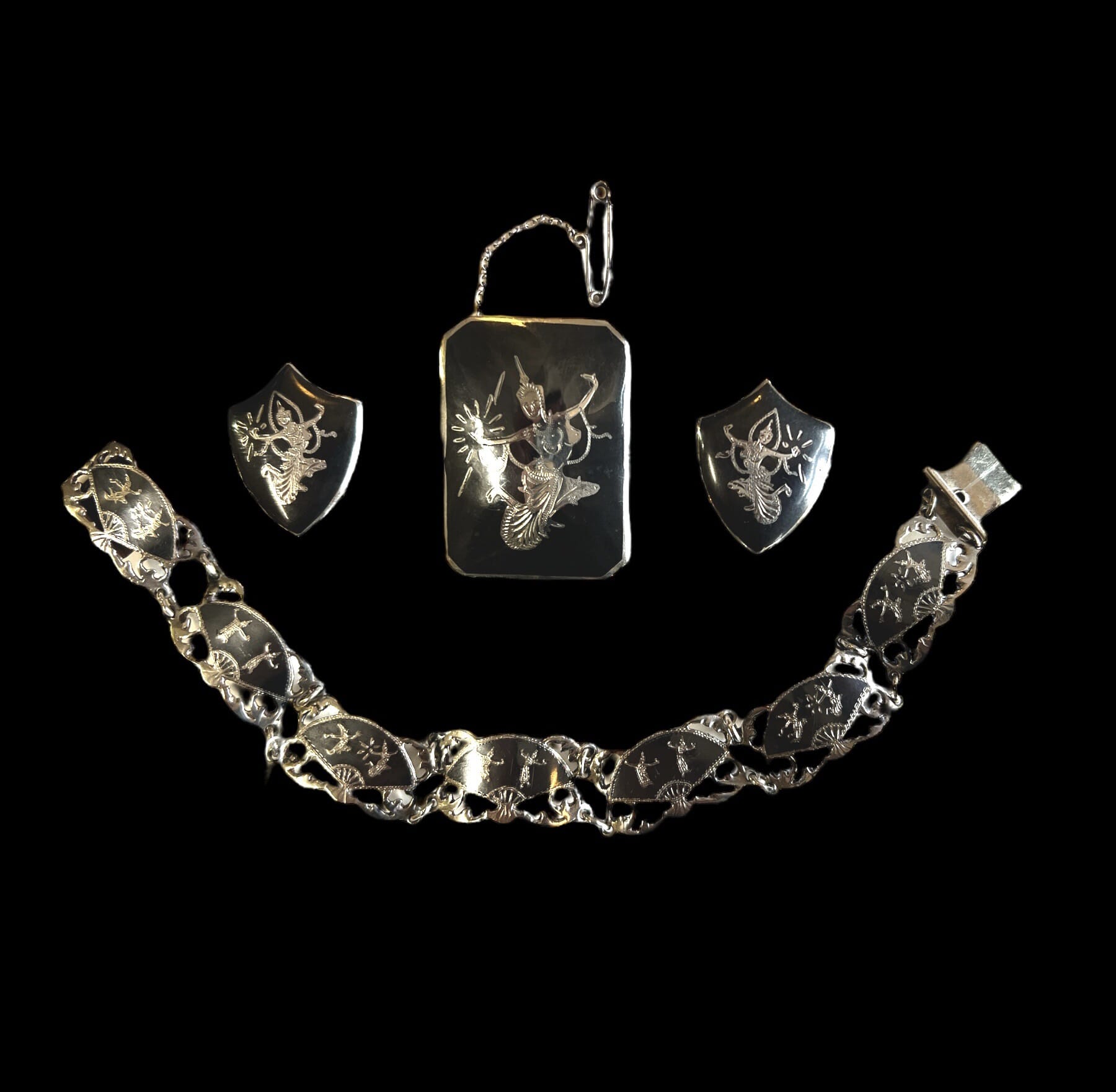 Siam (Thai) jewellery set, Earrings, brooch & bracelet, C.1925