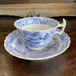 Spode cup & saucer, London shape handle and scalloped edge, c. 1825