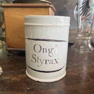 18th century French tin glaze apothecary jar, Ong. Styrax, c.1780