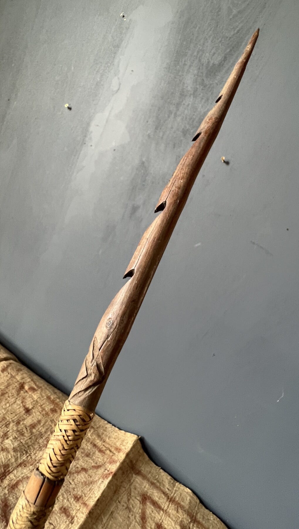 PNG arrow, carved head, collected mid-20th c.