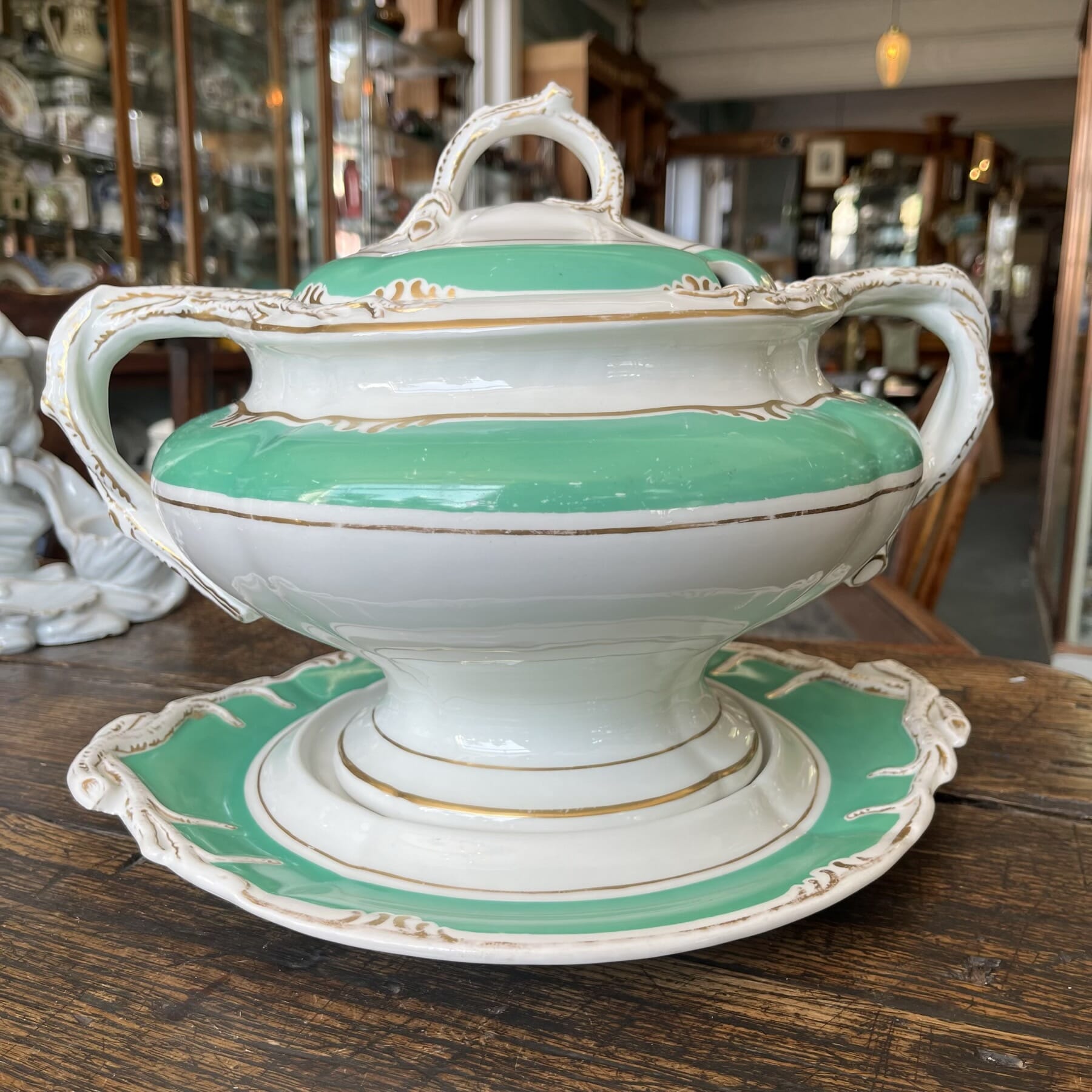 Graingers Worcester – Moorabool Antique Galleries