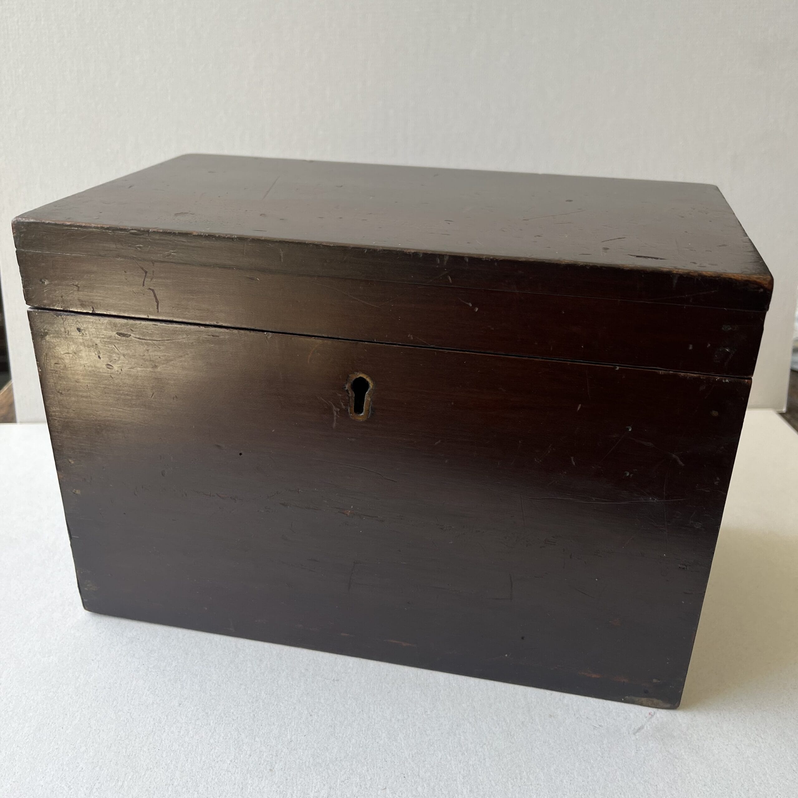 Victorian mahogany box, Mid 19th C